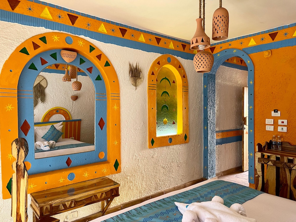 Kato Dool Nubian House 33/60