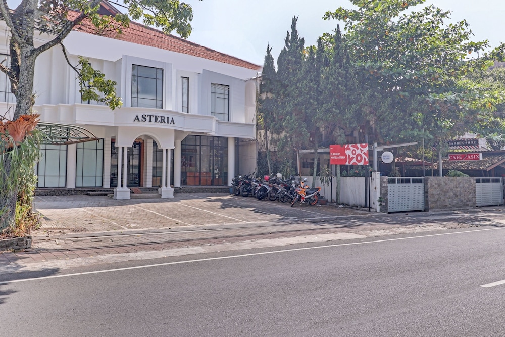 Collection O Riau Near Trans Studio Bandung Formerly Asteria Hotel 14/19
