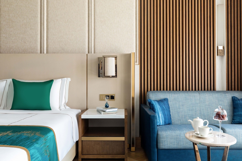 Taj Exotica Resort and Spa, The Palm, Dubai 59/110