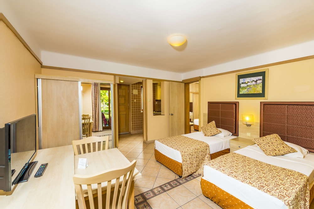 VONRESORT GOLDEN BEACH 34/71