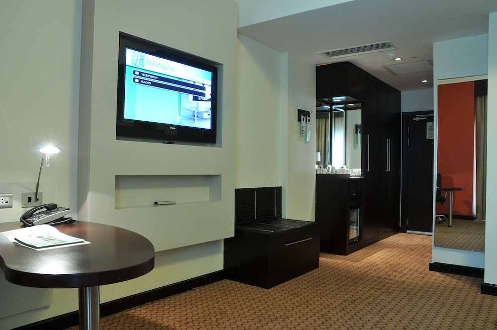 Southern Sun Sandton 33/48