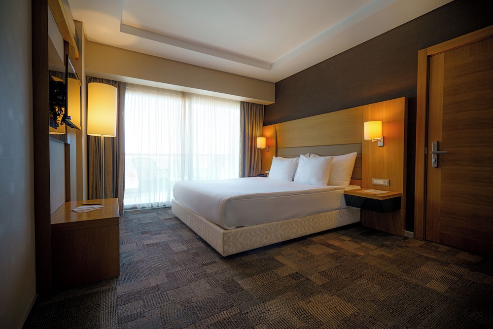 Boyalik Beach Hotel and Spa Thermal Resort 21/68