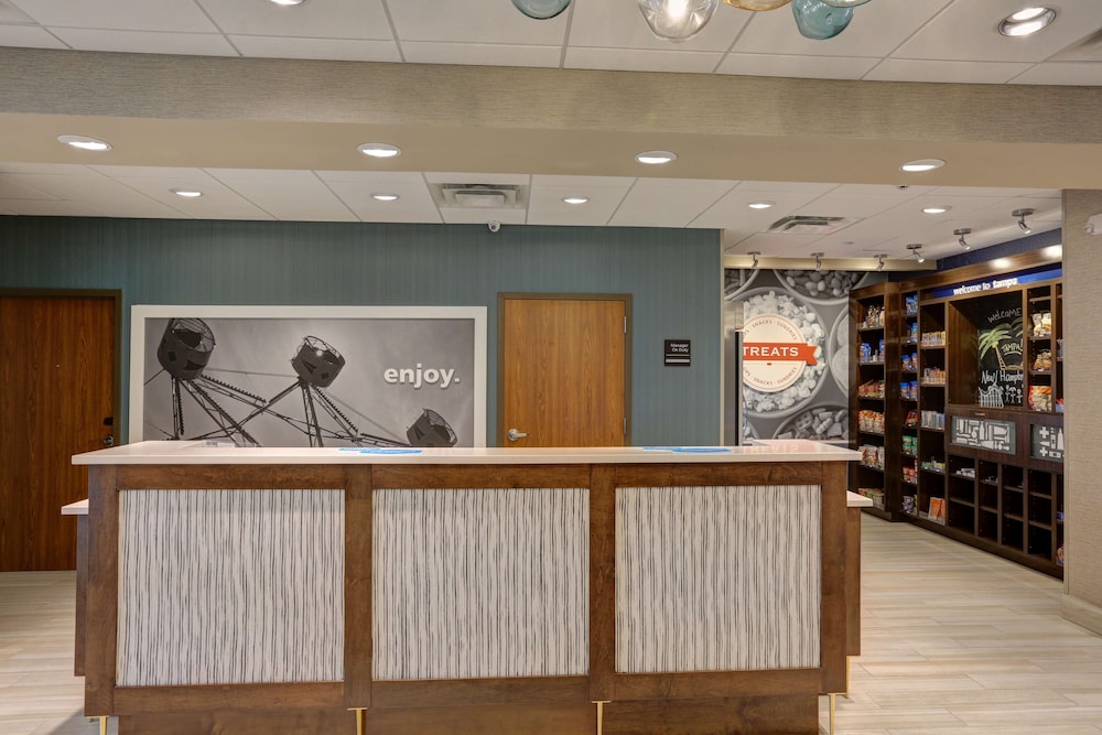 Hampton Inn And Suites Tampa Busch Gardens Area 9/46