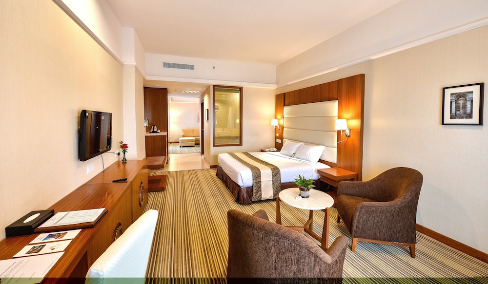 Pearl View Hotel 20/50