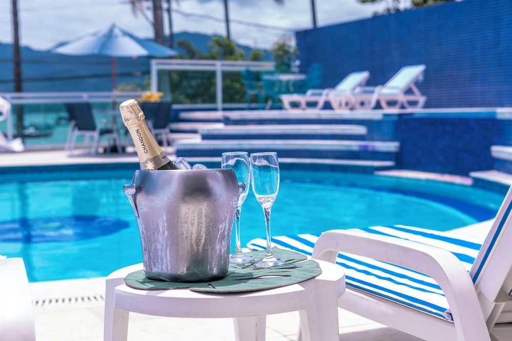 Ilhabela Hotel 24/50