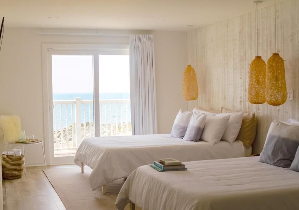 The Surfside Hotel 13/49
