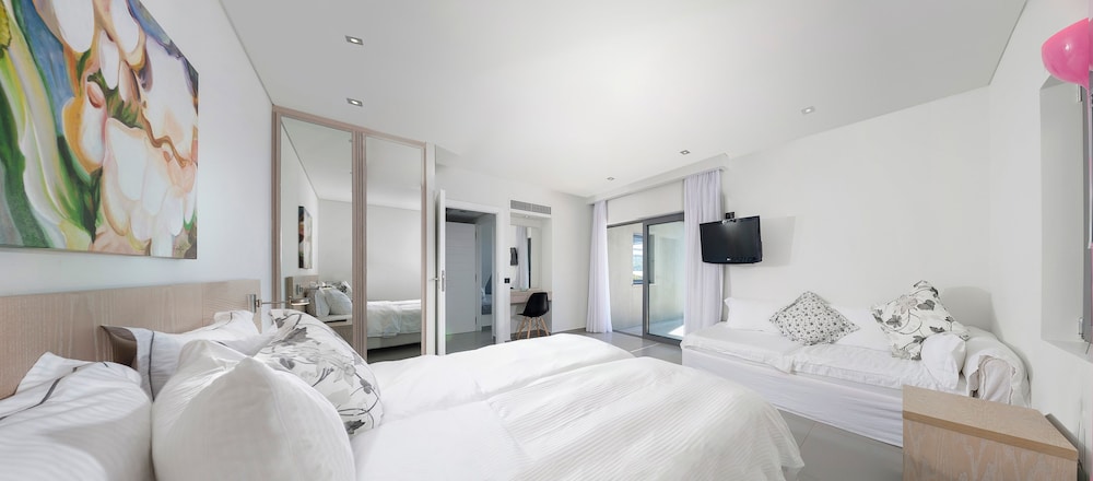 2 Bedrooms, Villa, 2 Queen Beds, Sea View, Two Story, 3 Sofa