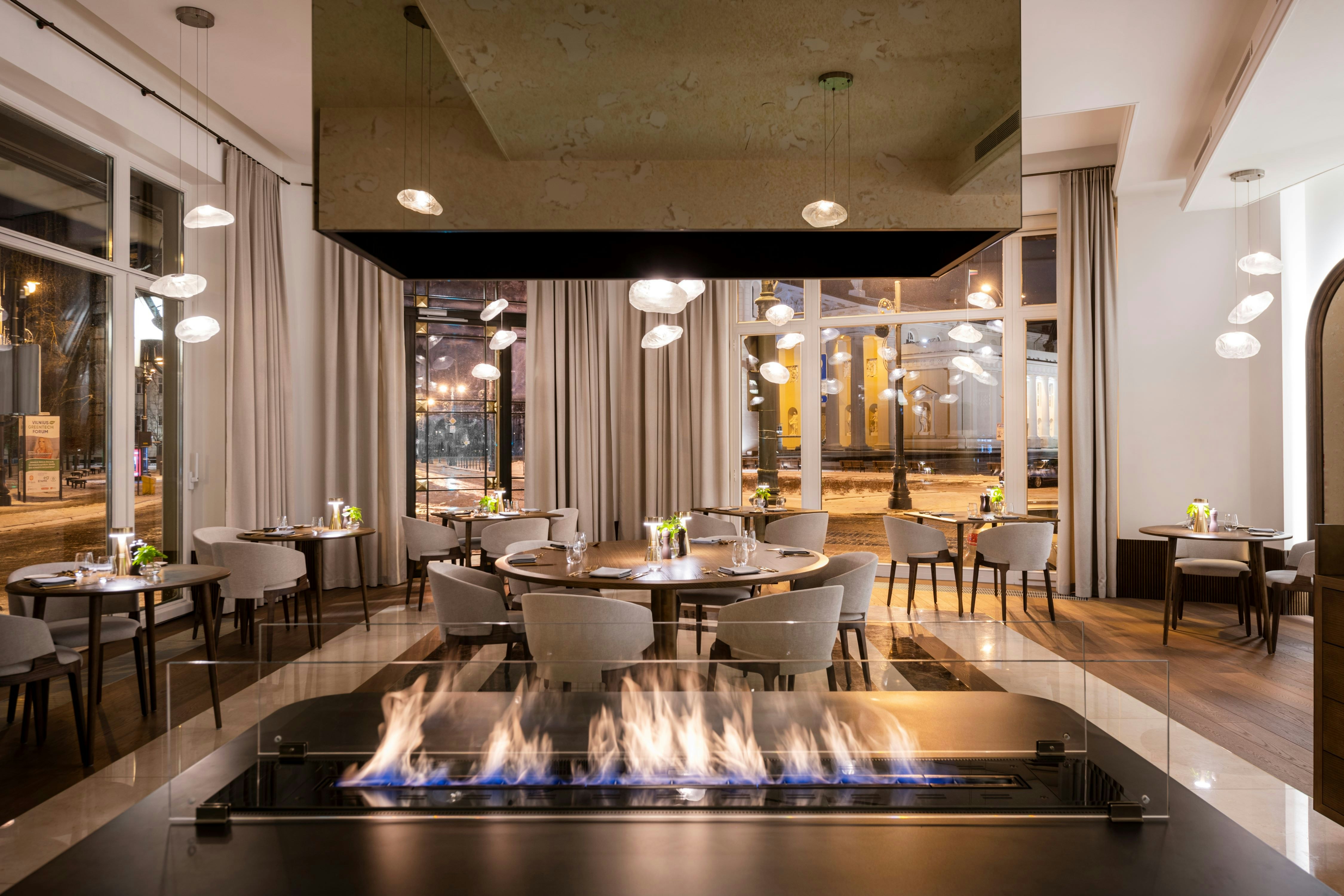 Grand Hotel Vilnius, Curio Collection by Hilton 25/47
