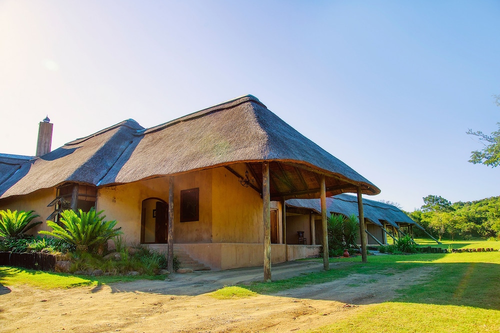 PREMIER RESORT MPONGO PRIVATE GAME RESERVE 4/50