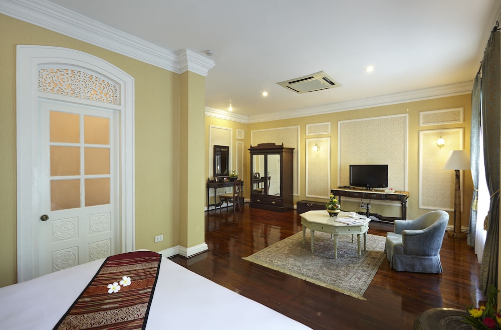 VILLA SANTI HOTEL 18/32