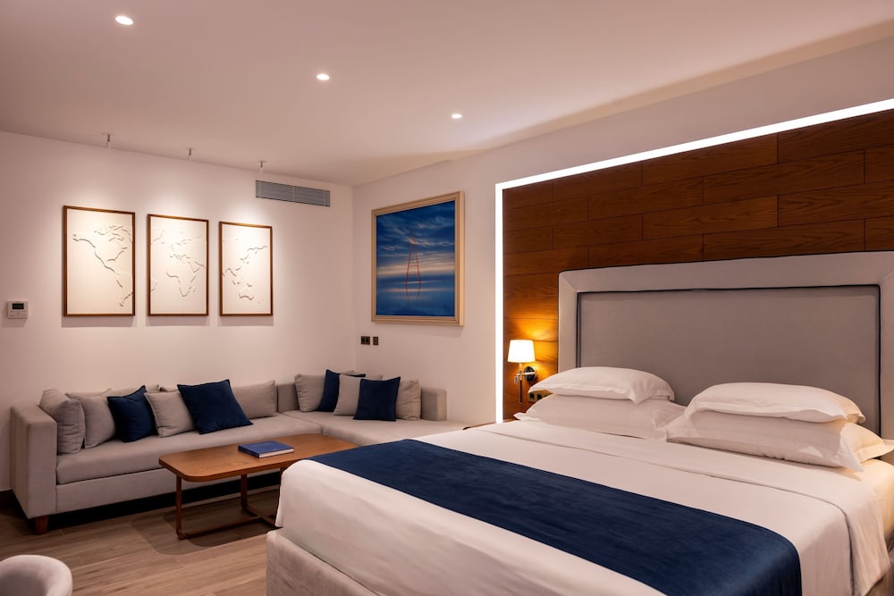 Fitness, Executive, Suite, King Bed, Sea View, Sofa, Private Pool