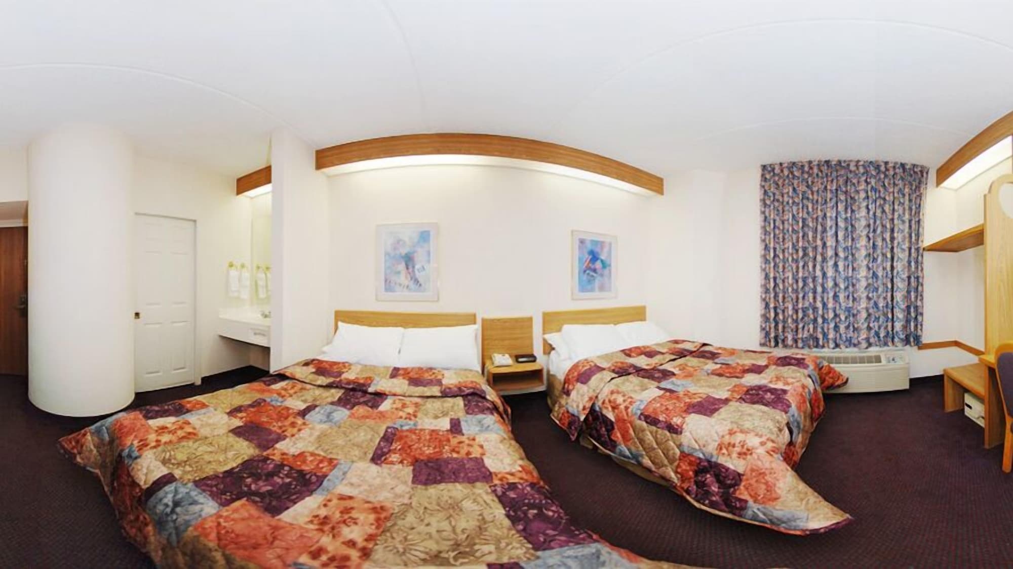 Room, 2 Double Beds, Americas Best Value Inn & Suites Morrow Atlanta 2/2