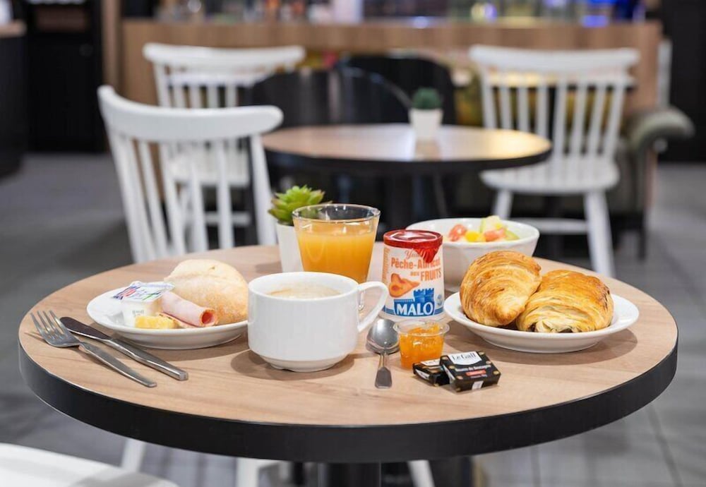 B&B HOTEL Lyon Centre Perrache 43/62
