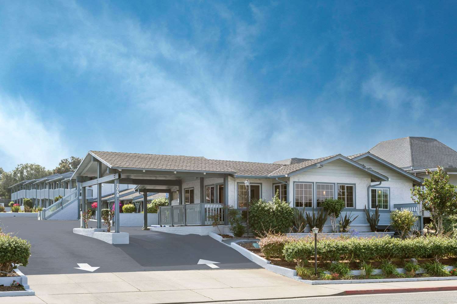Ramada By Wyndham Monterey 21/26