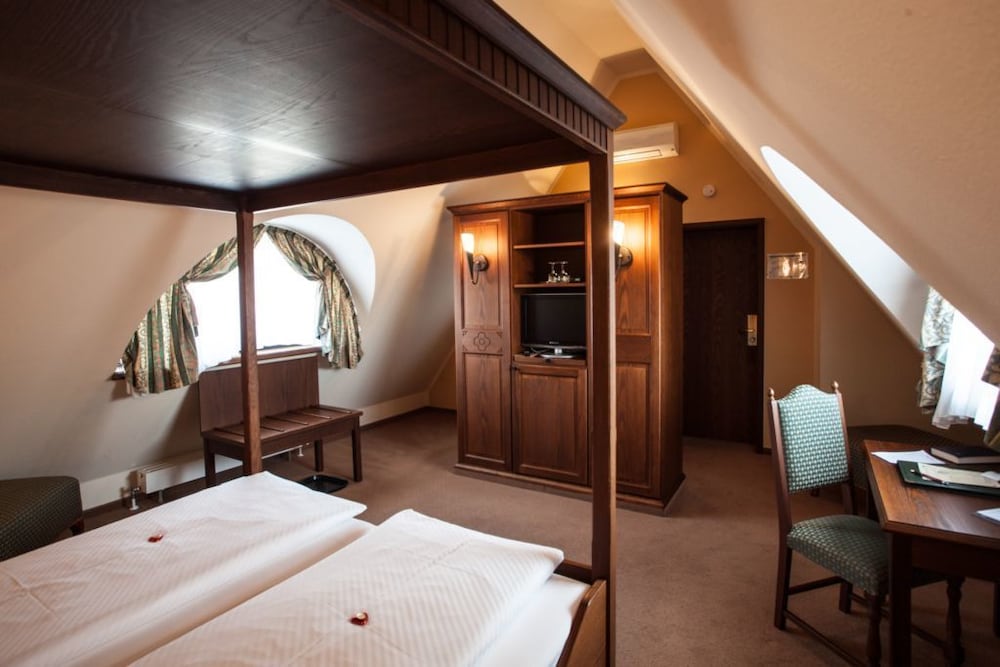 Hotel & Restaurant Klosterhof 23/57