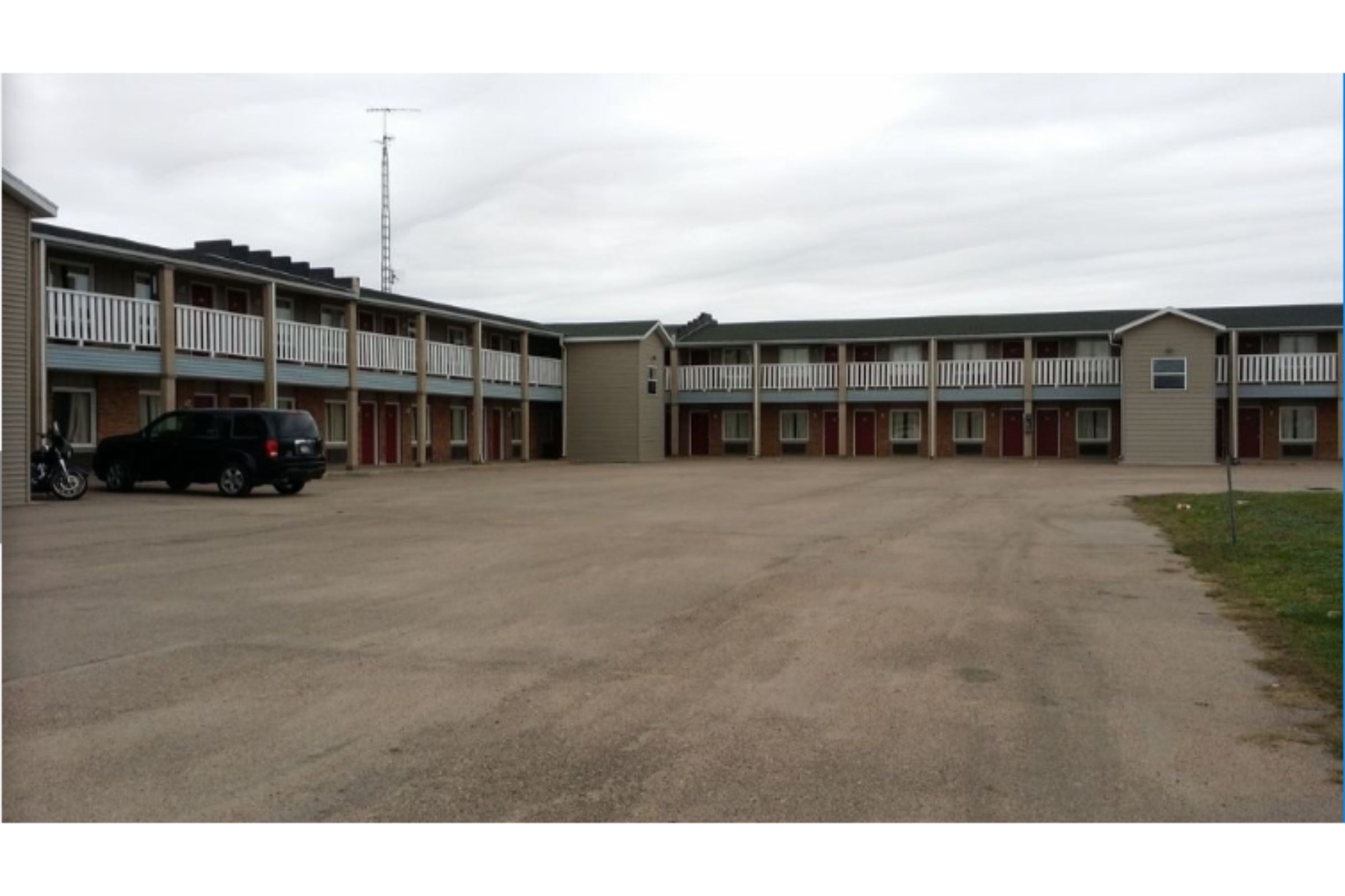 Americas Best Value Inn Elm Creek 9/10