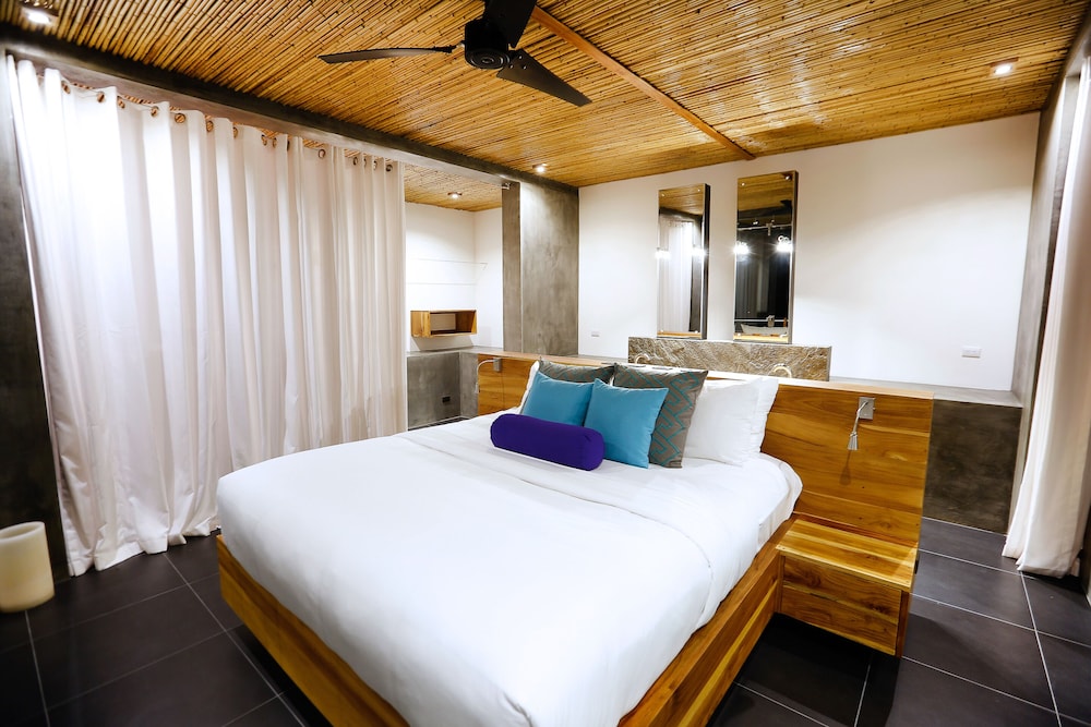 Kura Design Villas 30/75