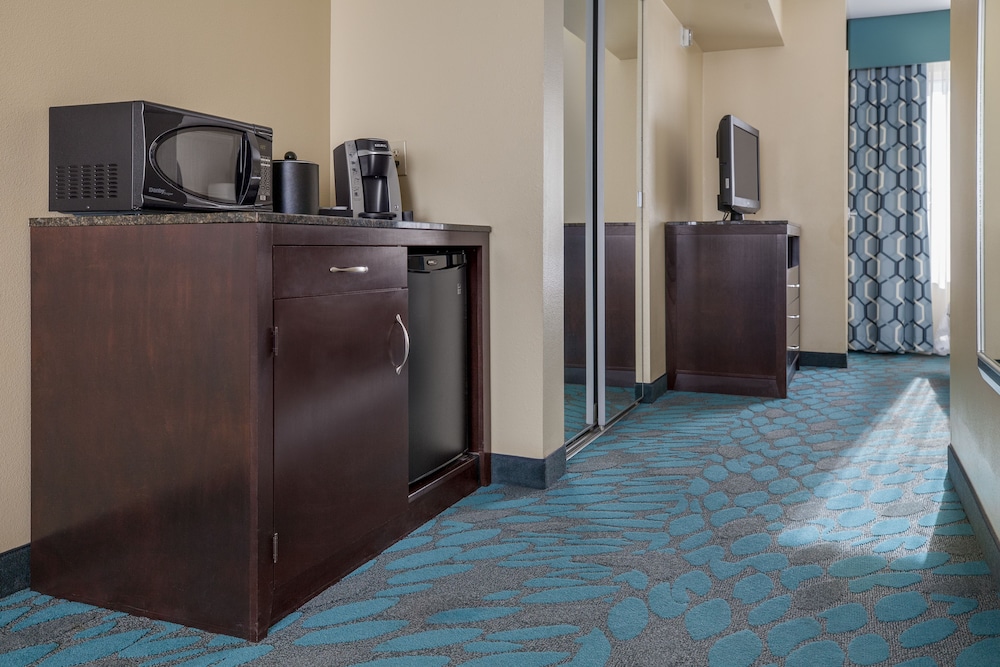 Hilton Garden Inn Fargo 4/61