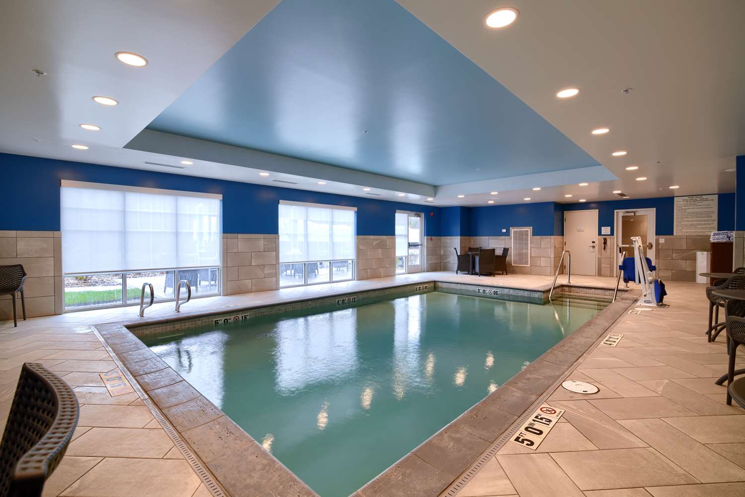 Hampton Inn Lincoln White Mountains 15/32