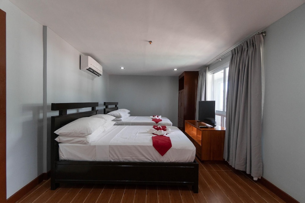 One Averee Bay Hotel 14/59