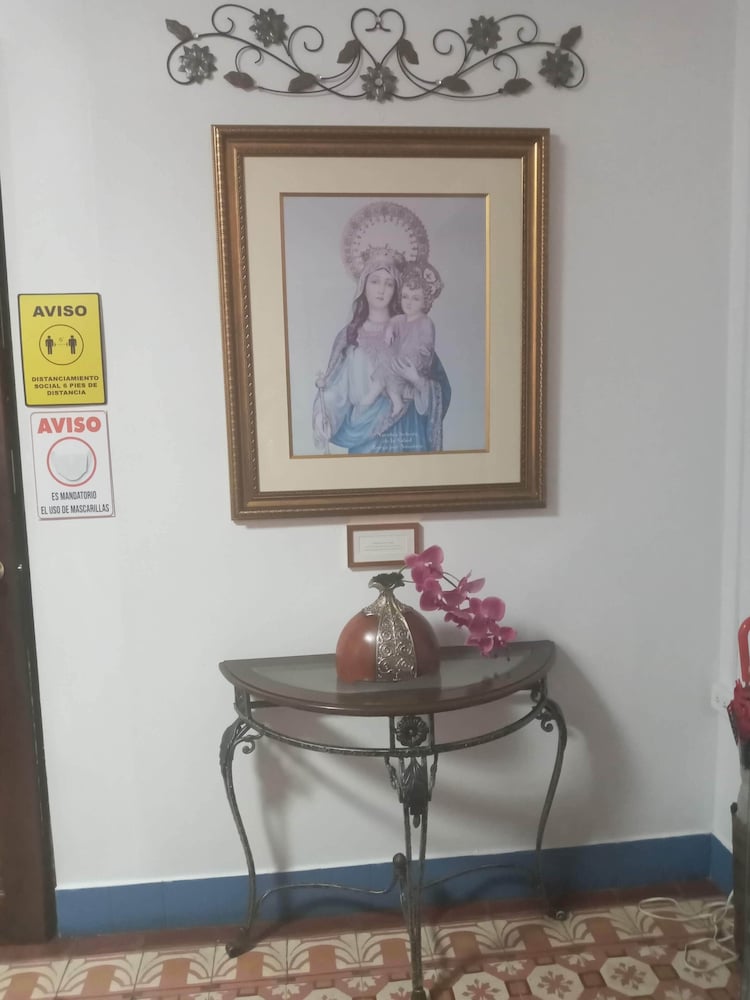 Hotel Colonial 9/50