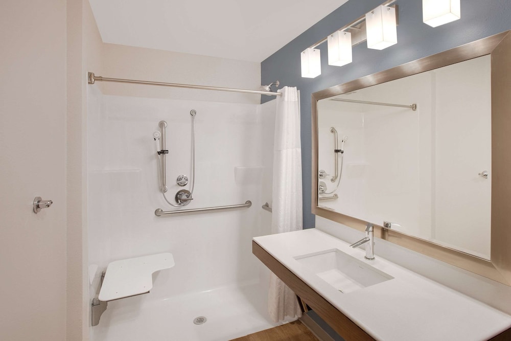 WoodSpring Suites Nashville Rivergate 18/19