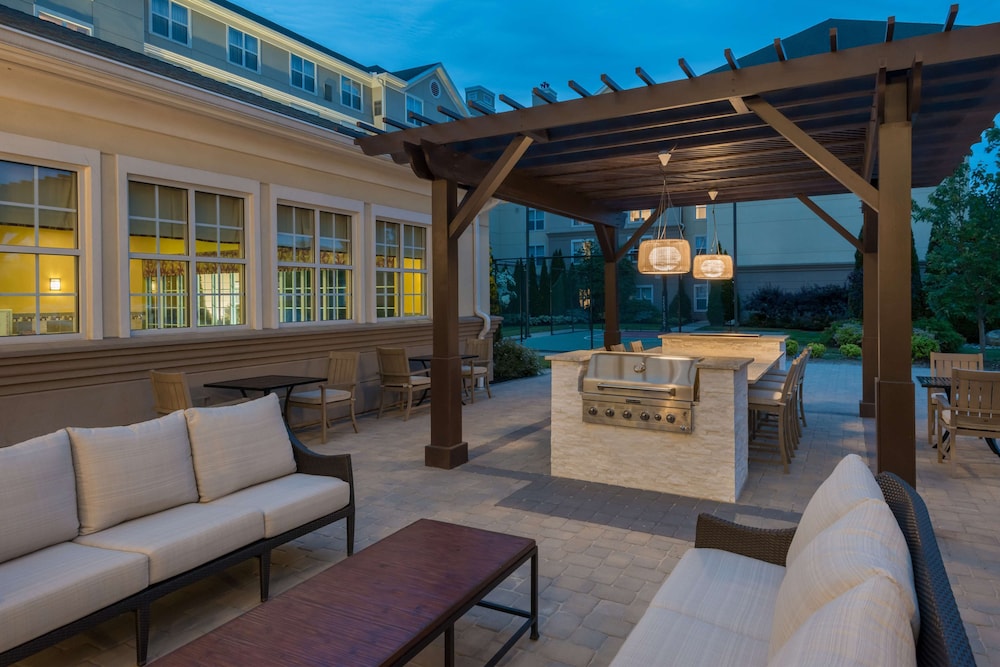 Homewood Suites by Hilton Holyoke-Springfield/North, MA 5/77