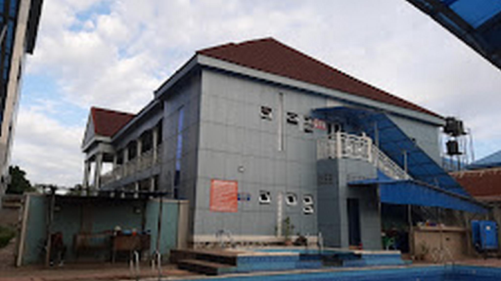 Ozom Hotel 1/29