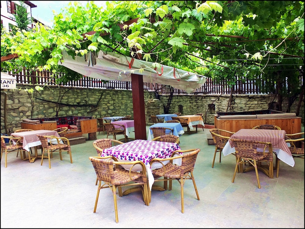 Cakiroglu Konak 37/54