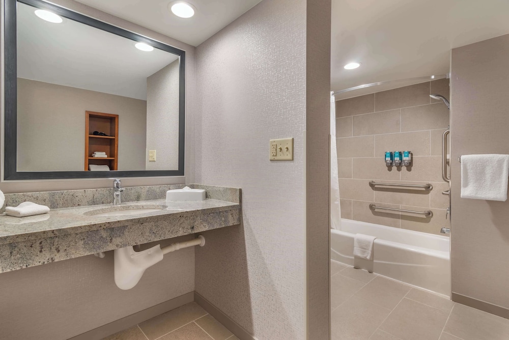 Drury Inn And Suites Atlanta Airport 48/50