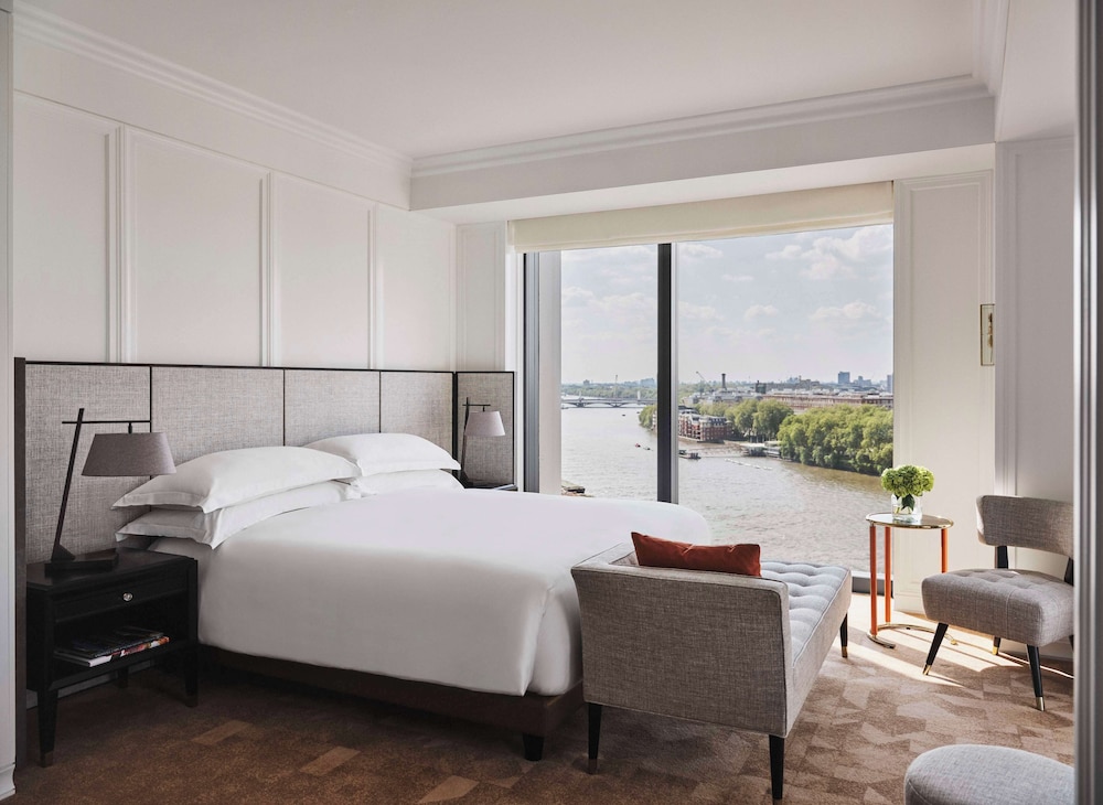 Park, Deluxe, Suite, King Bed, River View