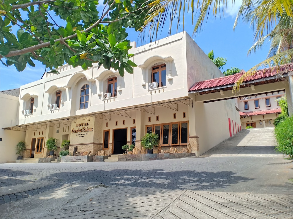 OYO 2643 Hotel Graha Prima 2/50