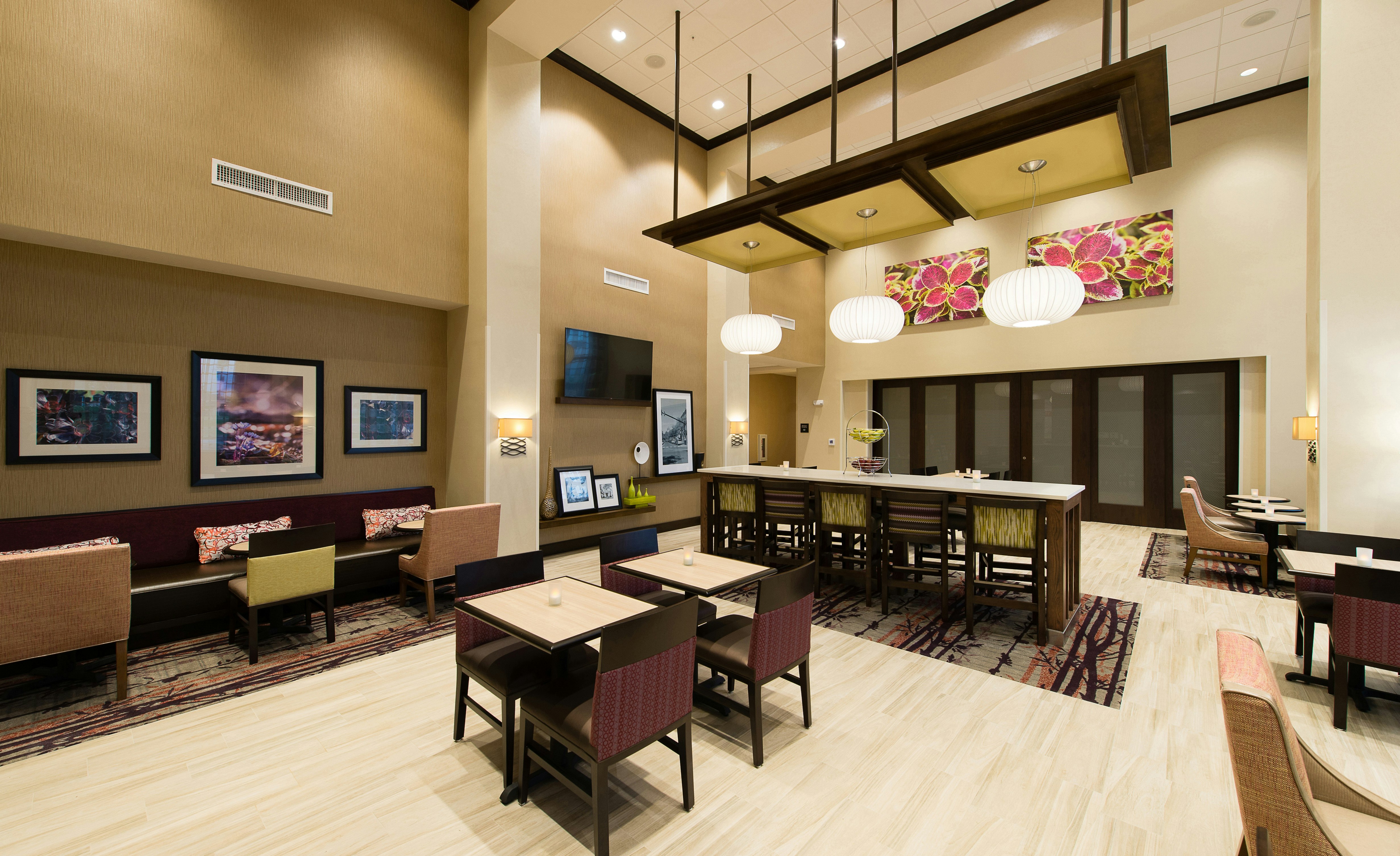 Hampton Inn & Suites Orangeburg 13/29