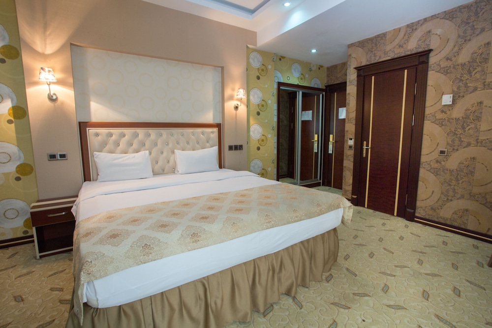 Grand Hotel Baku 20/47