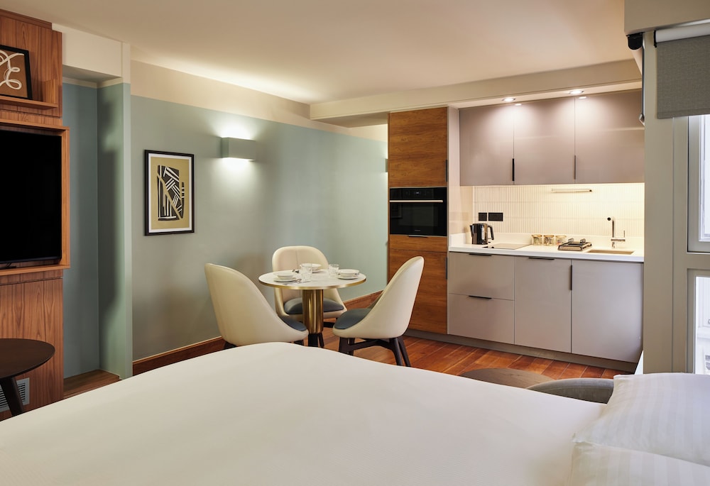 Blueprint Living 66 Turnmill Street 12/46