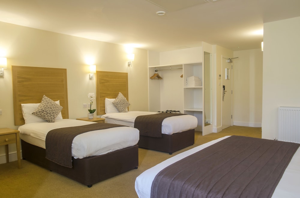 The Kings Hotel 24/55