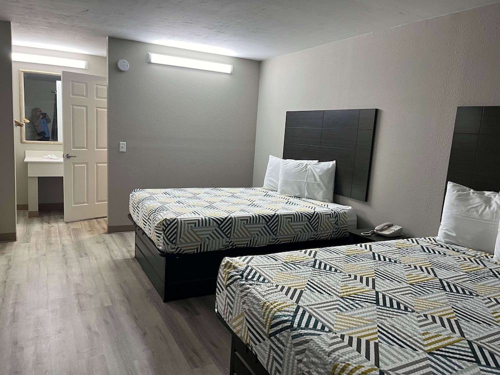 Studio6 Suites West Memphis, AR - Memphis 20/39