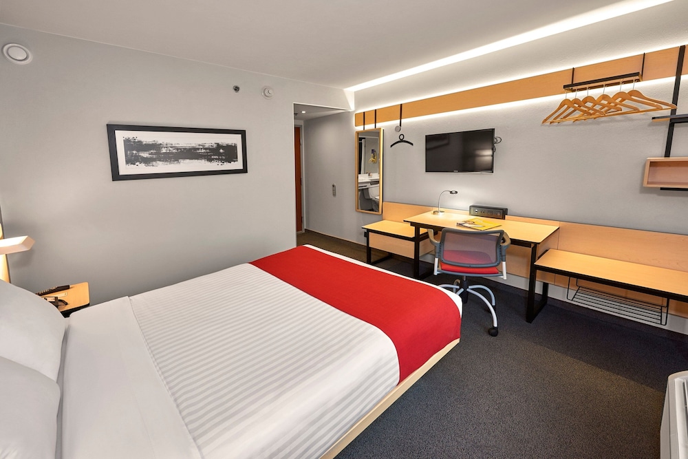 Room Queen