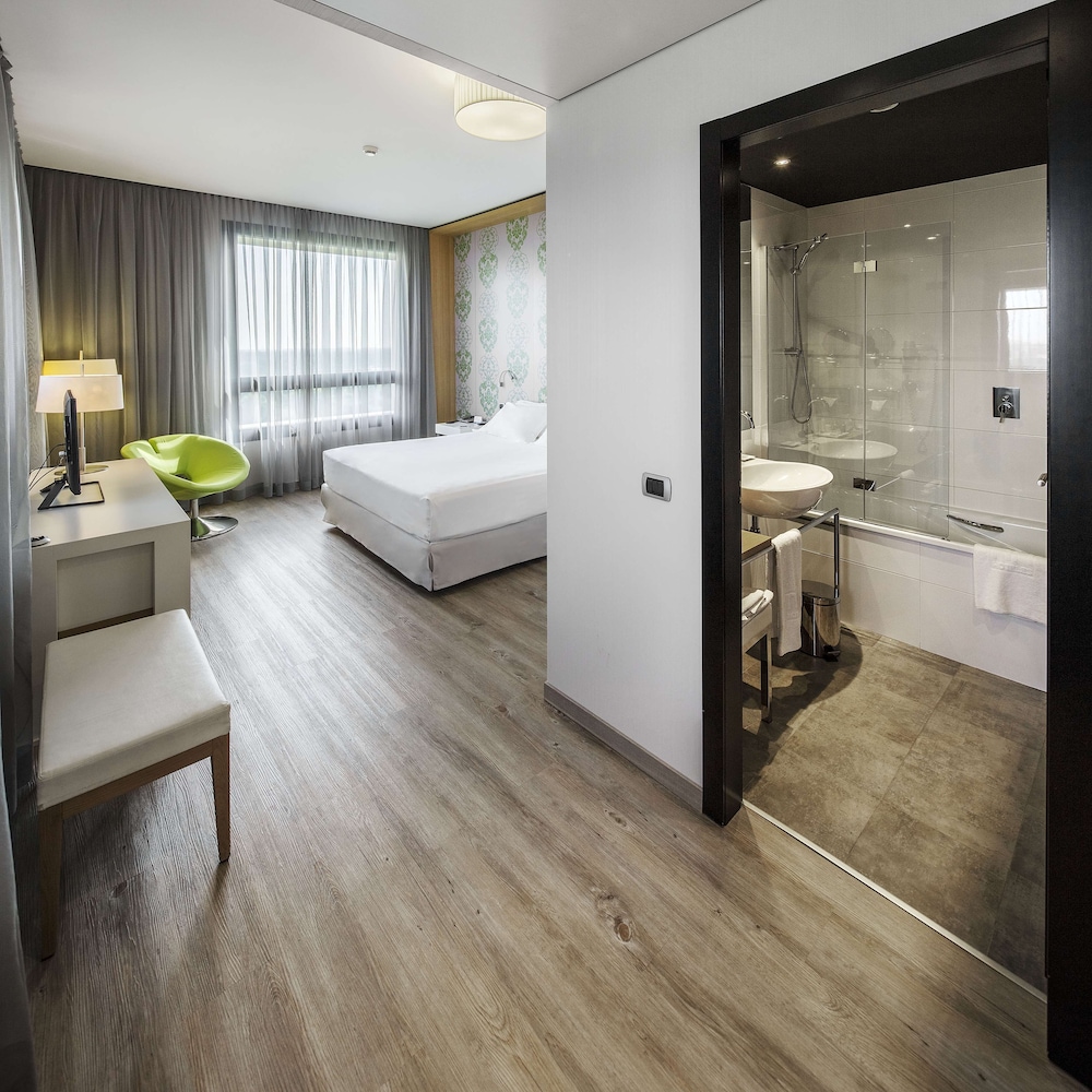 JUNIOR SUITE, WITH EXTRA BED