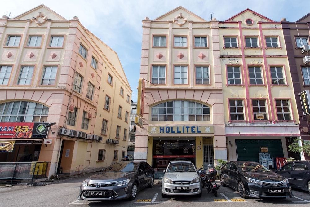 OYO 1090 Hollitel Hotel Melaka 12/17