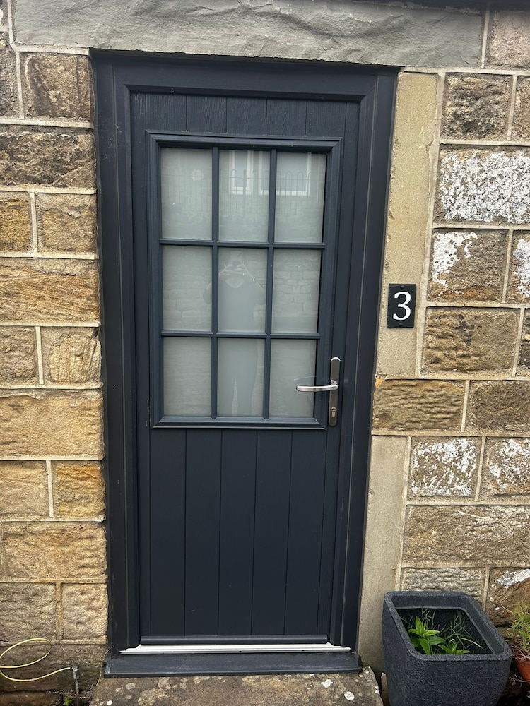 Chevin End Guest House 2/50
