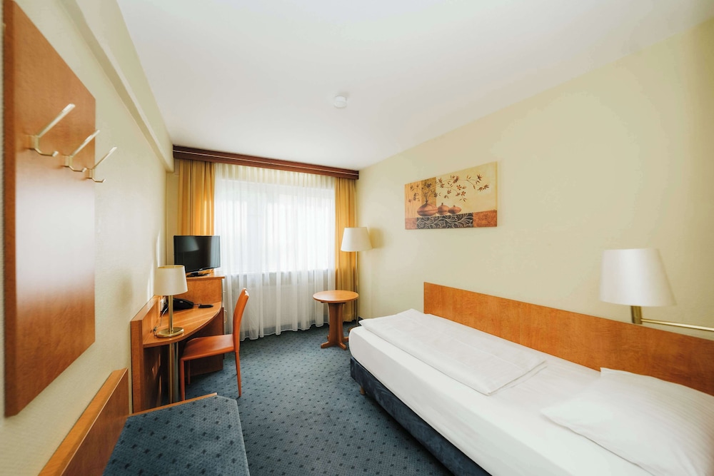 Savoy Hotel Frankfurt 31/80