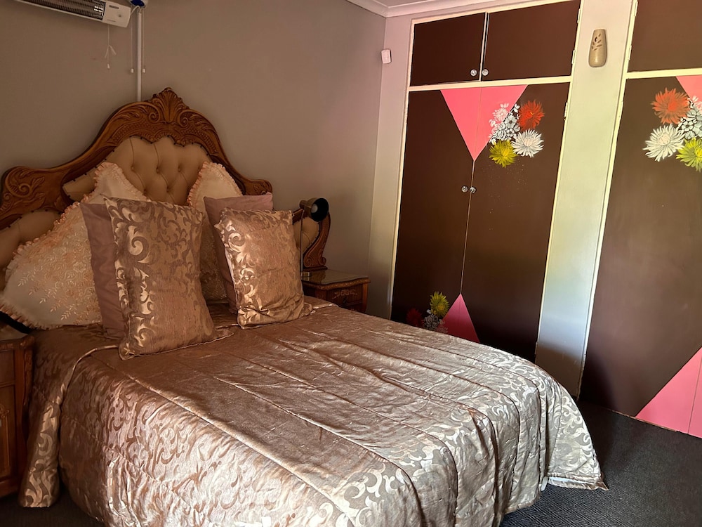 The Angel River Villa 11/50