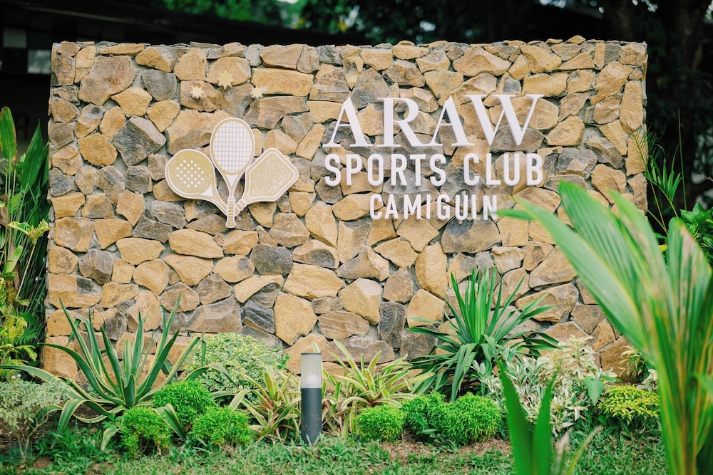 UNWND Boutique Hotel Camiguin 45/50