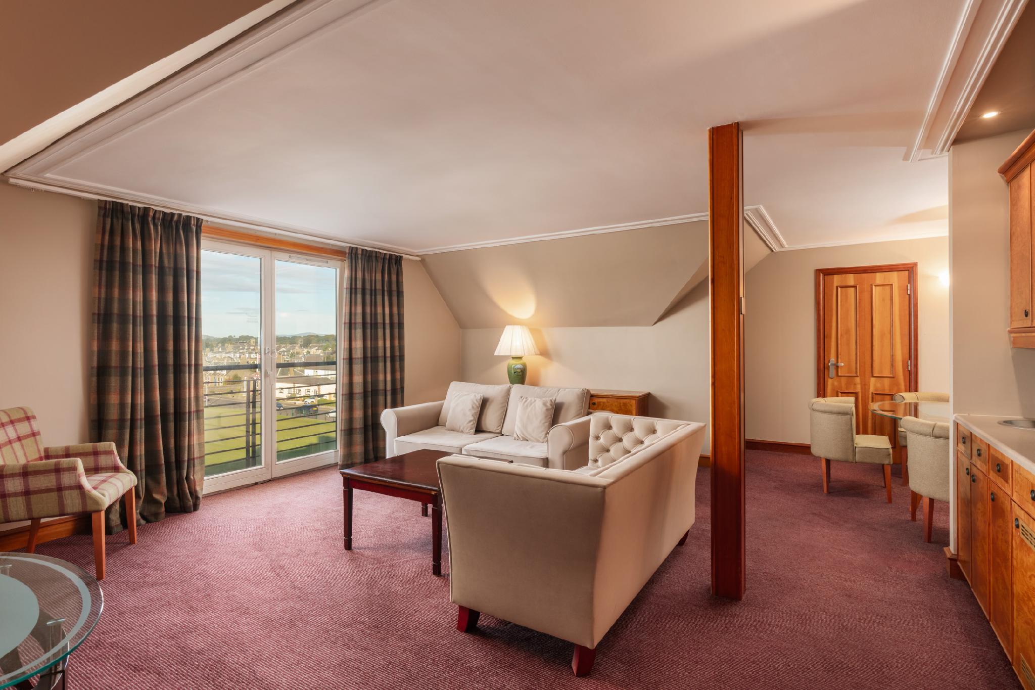 Superior, Suite, King Bed, with View