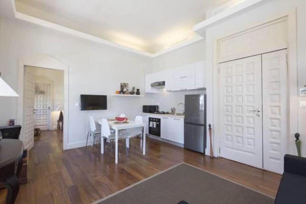 Olma Colonial Suites 51/66