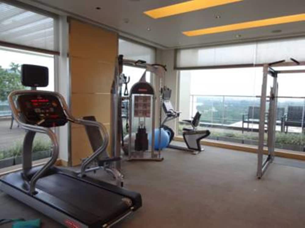 Pullman Chennai Anna Salai 23/44