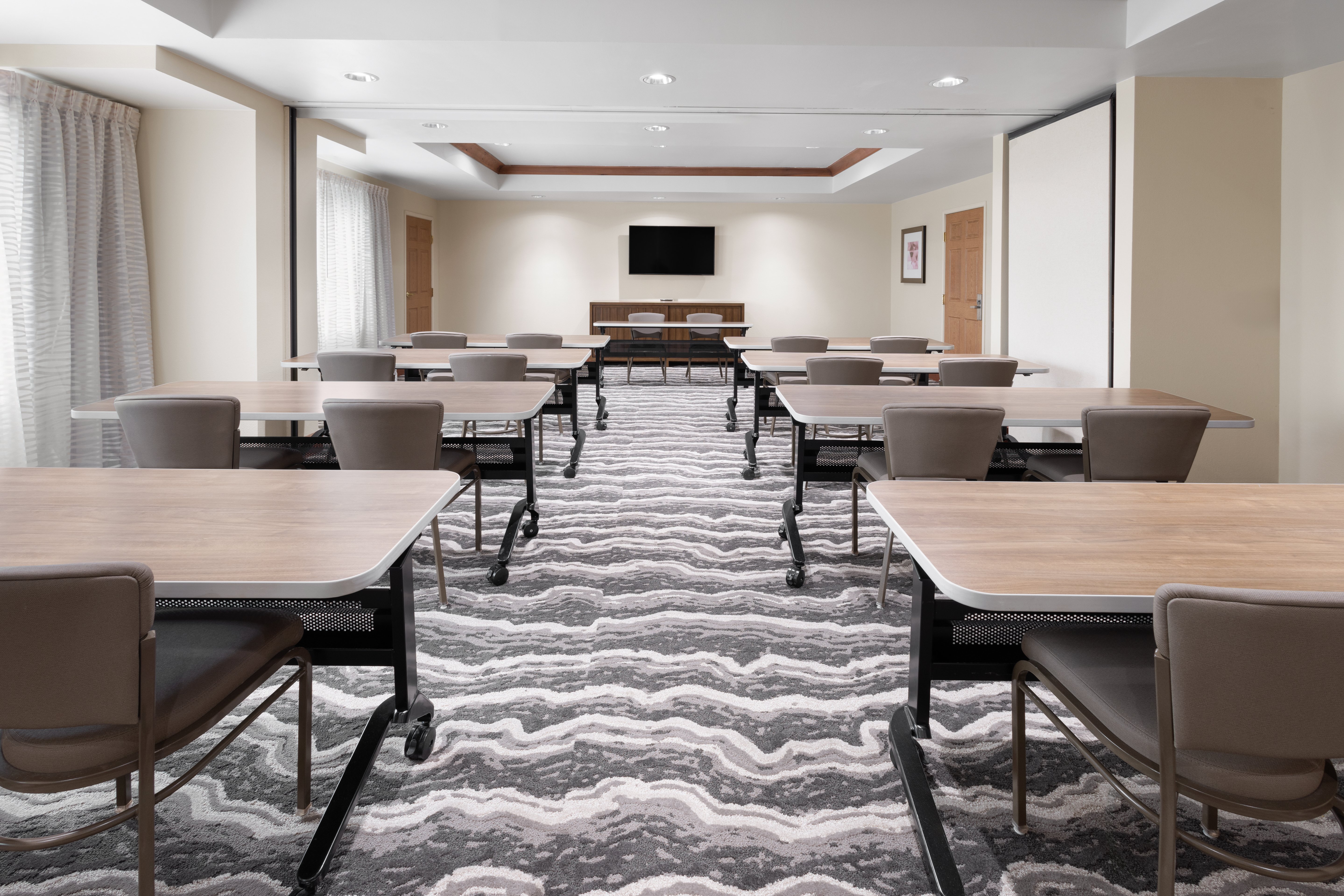 Staybridge Suites Harrisburg Hershey 69/79