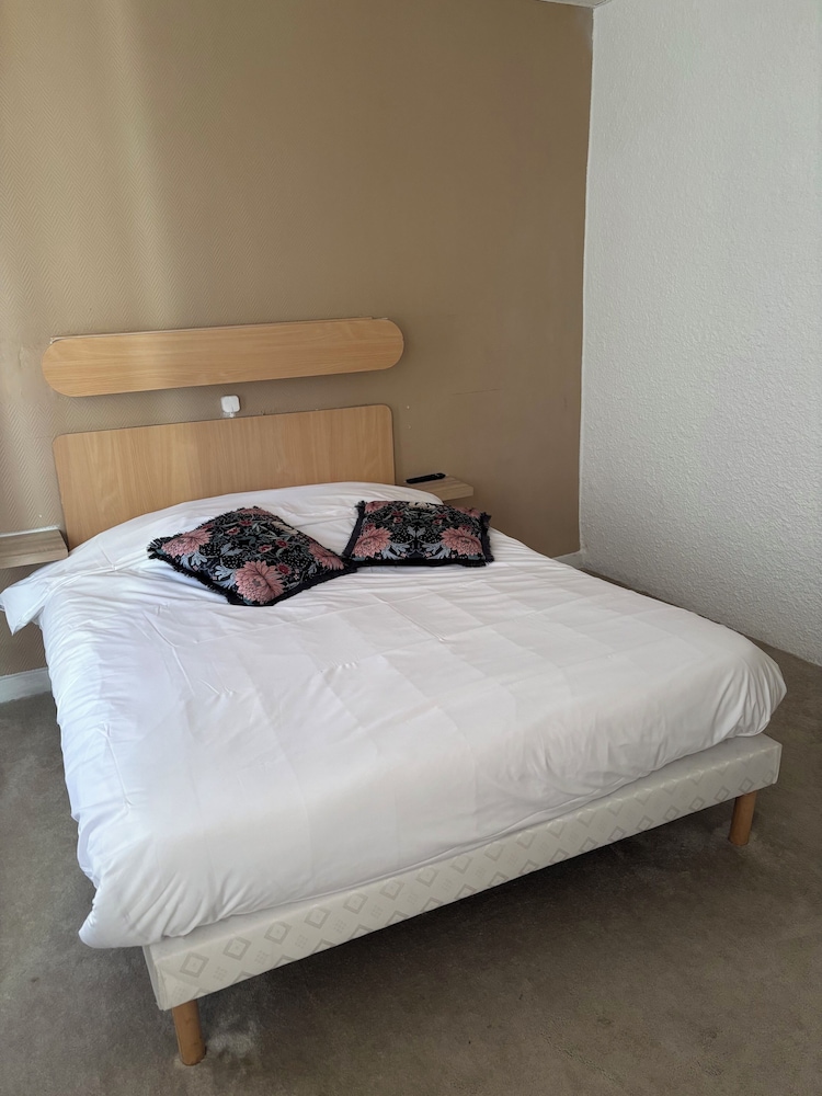 HOTEL L'ANGE COURONNÉ 7/17