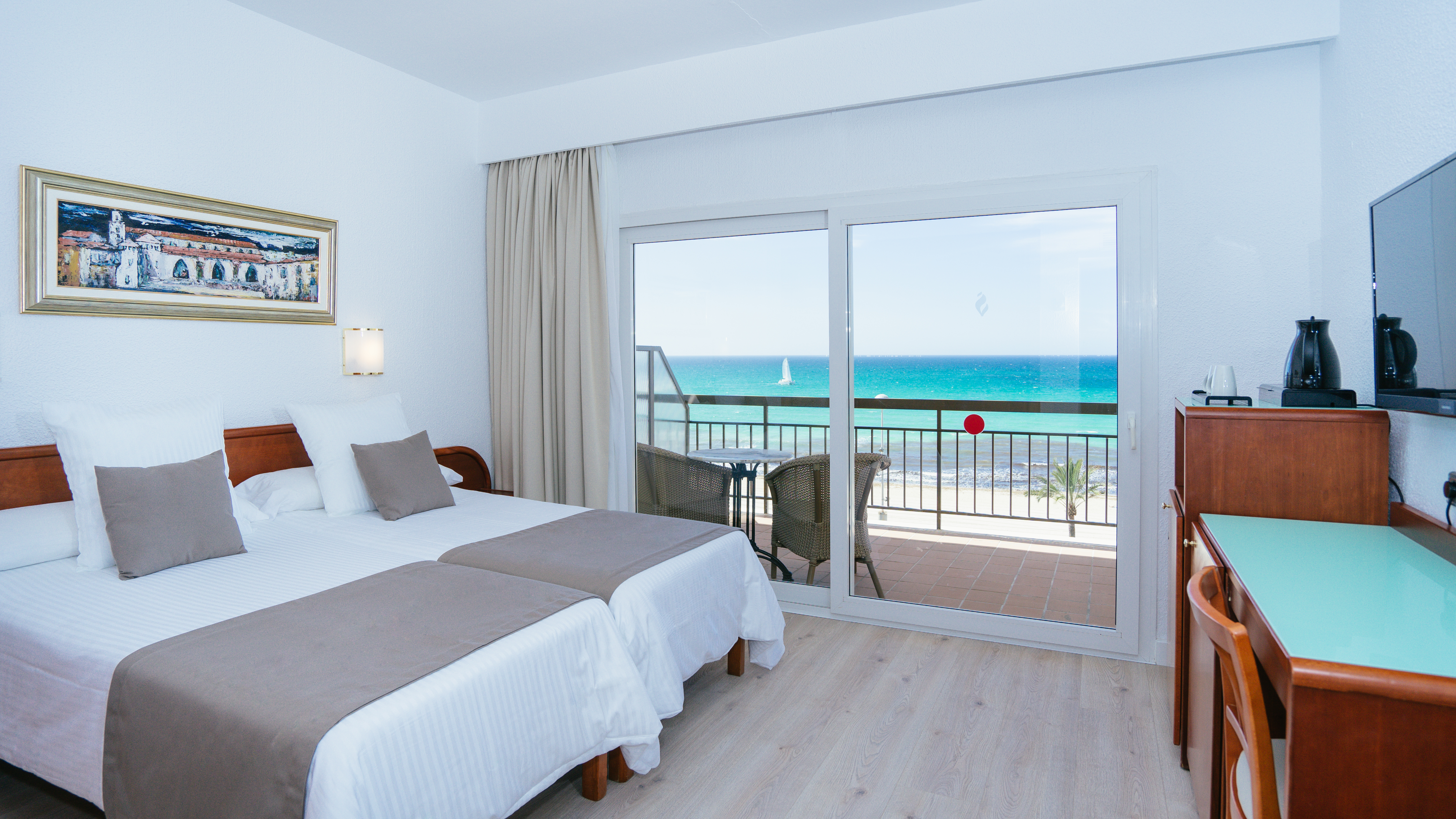ROOM, DOUBLE OR TWIN BED, SEA VIEW